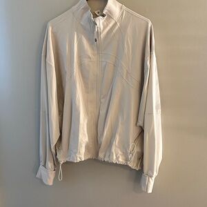 Lululemon Define Relaxed-Fit Jacket
Luon